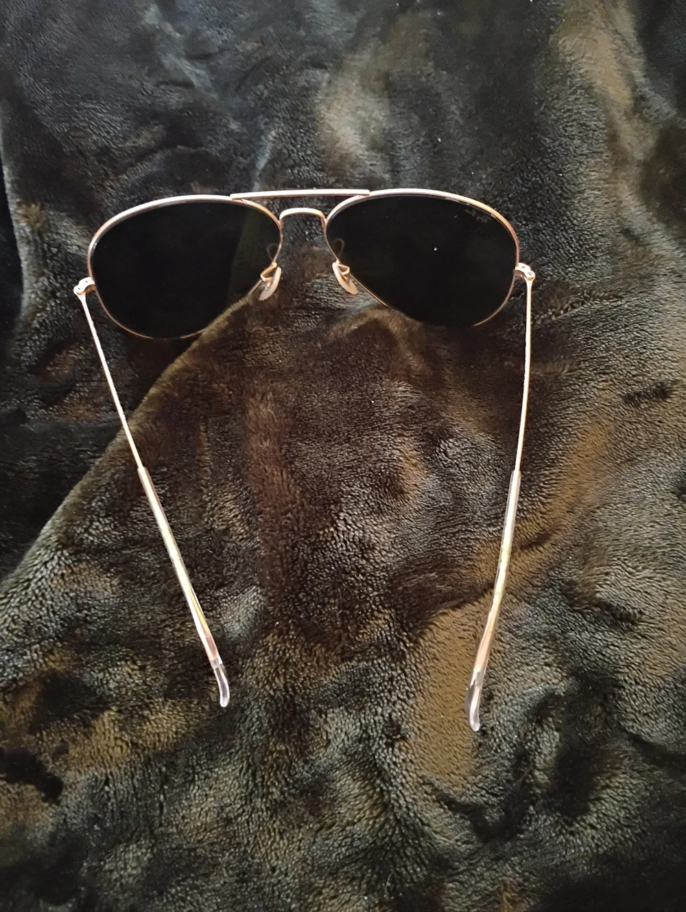 Unisex Ray-Ban Aviator Sunglasses.Gold Frame with Blue Mirrored Lenses. - Picture 5 of 6